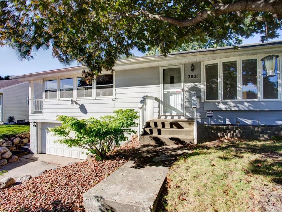1st image of 3601 Violet Ave N