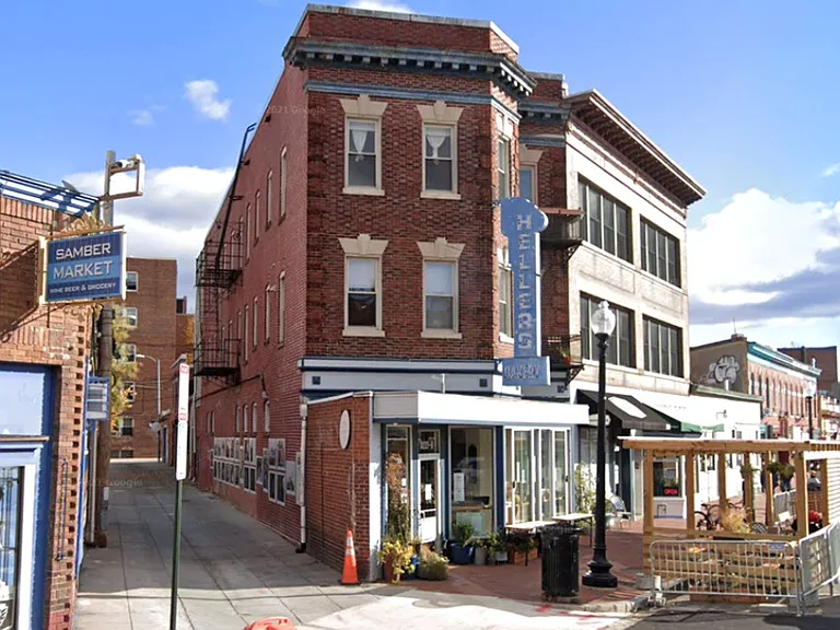 1350 Kenyon St NW #3 — Photo 22