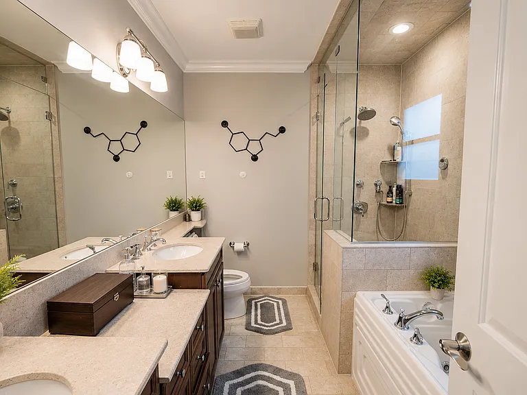 2951 N Halsted St #2 — Photo 13