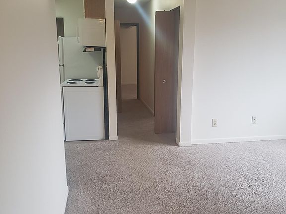3rd image of 1133 Michigan Ave E APT 16