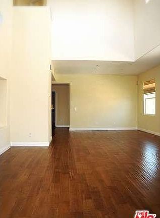 4th image of 25443 Eagle Ln