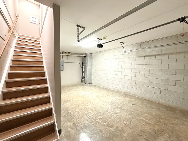 511 Glenstone Springs Dr — Photo 37