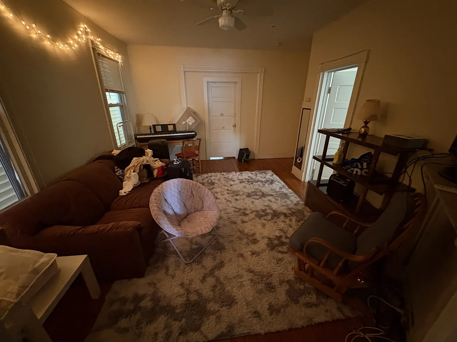 216 Easton Ave — Photo 2