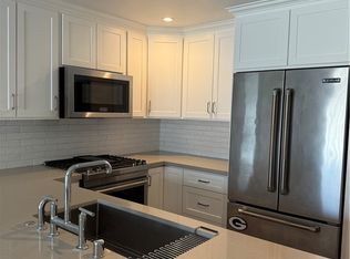75 18th St, Hermosa Beach, CA 90254