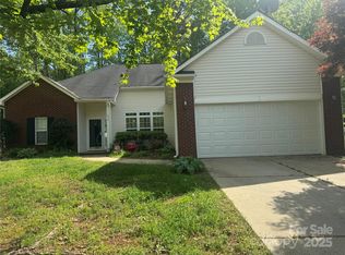 978 Stinson Glen Ln, Charlotte, NC 28214