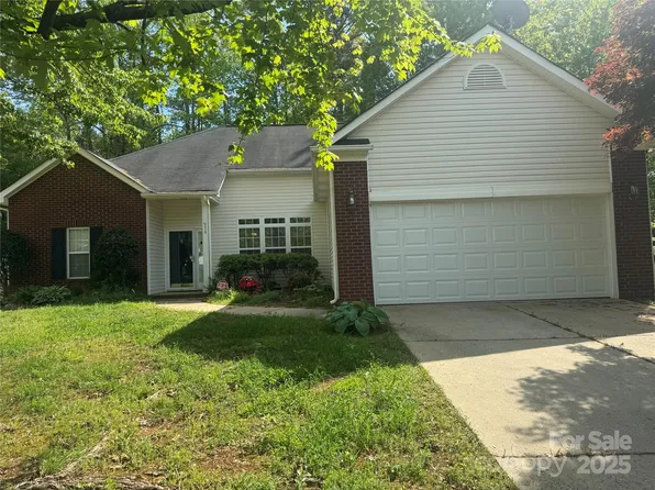 978 Stinson Glen Ln, Charlotte, NC 28214