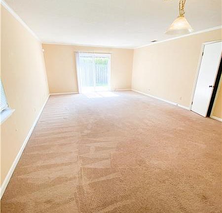 3rd image of 16 Cobbler Ct
