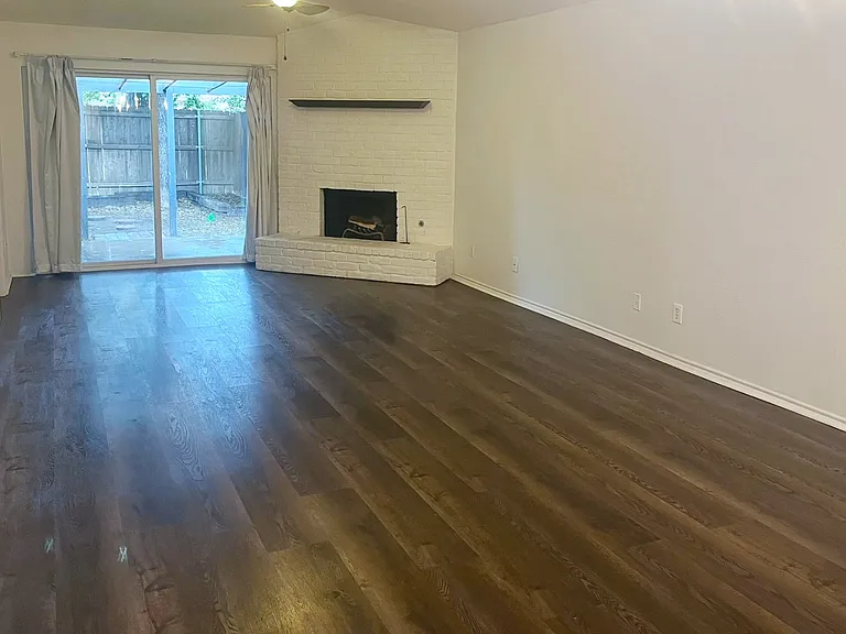 1805 Bristol Cv #1805 — Photo 2