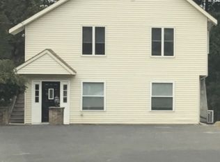 20 Grove St, Wanaque, NJ 07465