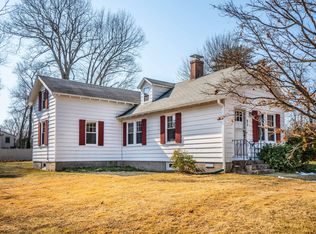 71 Seminary Rd, Simsbury, CT 06070