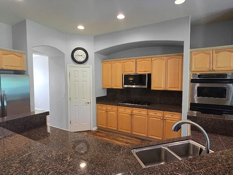 5265 N Elk River Rd — Photo 7