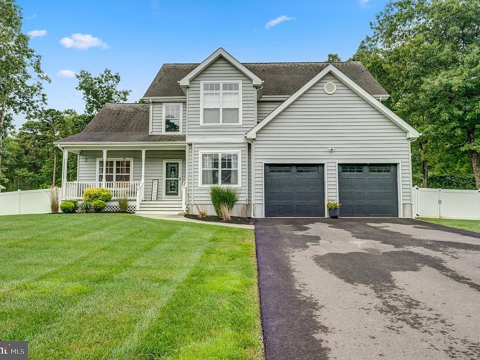 1st image of 8 Edwards Ct