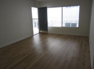 11816 Goshen Ave APT 6, Los Angeles, CA 90049