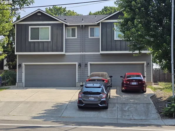 2917 Fruit Valley Rd, Vancouver, WA 98660