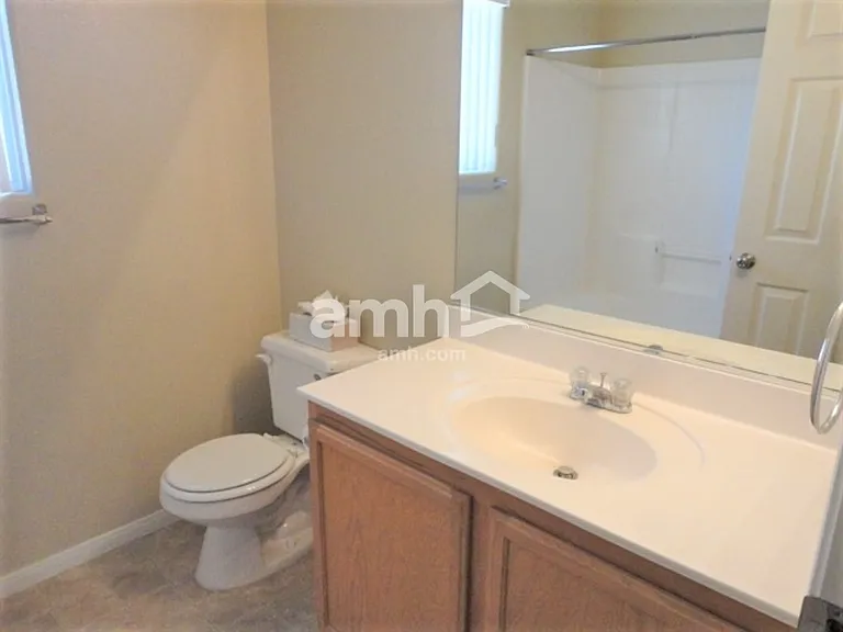 9952 Tittleton Ave — Photo 15