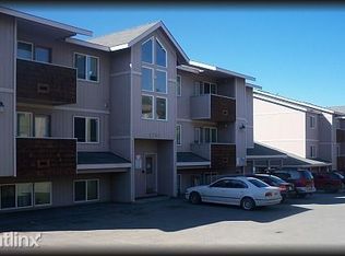 9700 Morningside Loop #Middle Floor, Anchorage, AK 99515