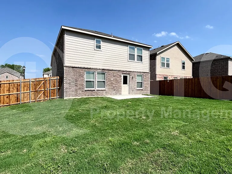 812 Poppy Cove Ln — Photo 21