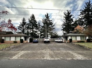 11018 E Burnside St, Portland, OR 97216