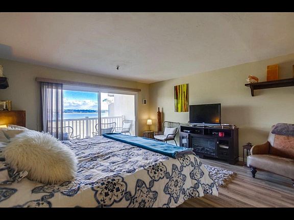 2nd image of 4015 Crown Point Dr Unit 309