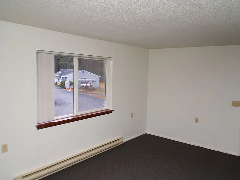 1038 Bonnieview Ter — Photo 13