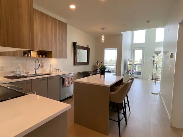 7599 15th St #614, Burnaby, BC V3N 0H9