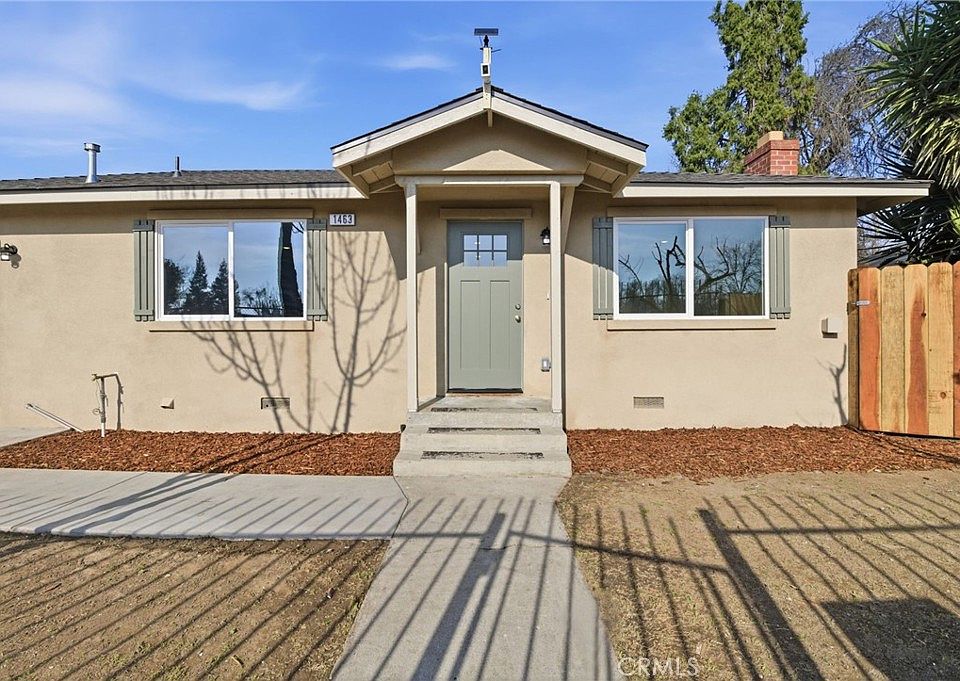 1st image of 1463 W 25th St