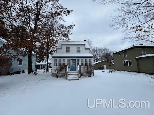 536 Cass Ave, Kingsford, MI 49802