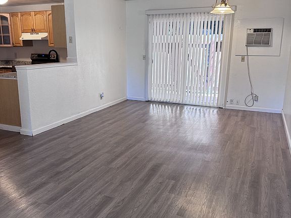 2nd image of 36 El Basset Ct