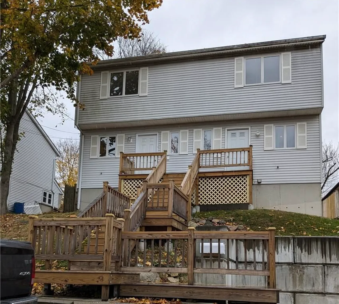 2 bed, 1.5 bath, 850 sqft, $2,300 — Photo 1