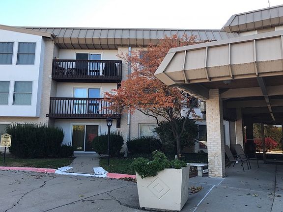 3rd image of 4000 S 56th St APT 235A