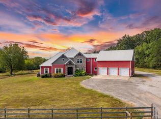 1431 Red Hill Rd, Mount Vernon, AR 72111