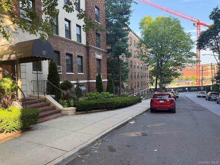 30 Windsor Ter #2D — Photo 24