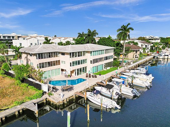 2nd image of 54 Isle Of Venice Drive #12