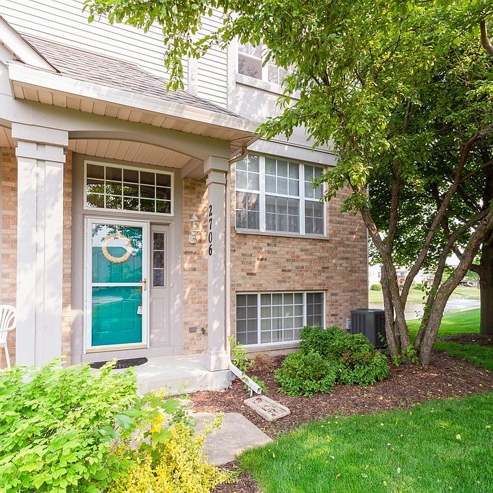 1st image of 2706 Woodmere Dr