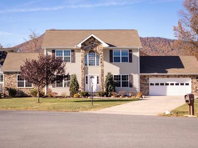 9225 King Russell Ct, Mcgaheysville, VA, 22840