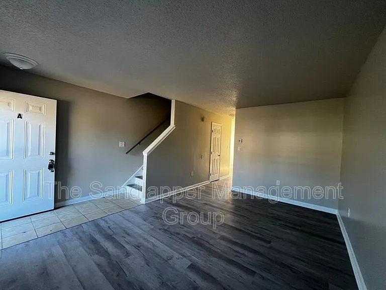 3 Commercial Row #C — Photo 7