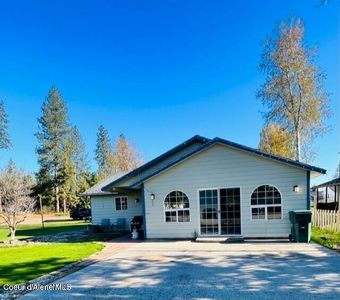 5671 W Maine St, Spirit Lake, ID, 83869