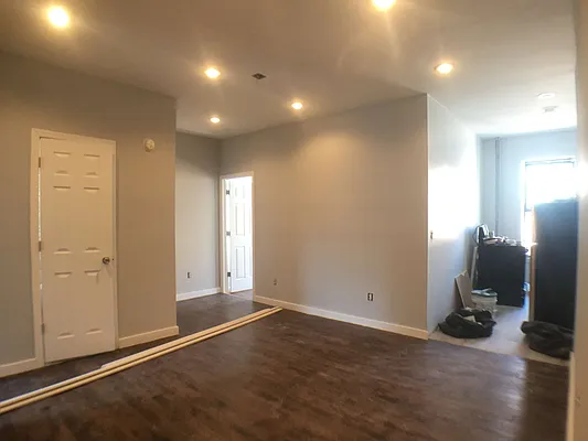 Rented by Uptown Flats LLC | media 7