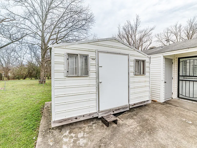 162 Wilkenson Dr NE — Photo 40
