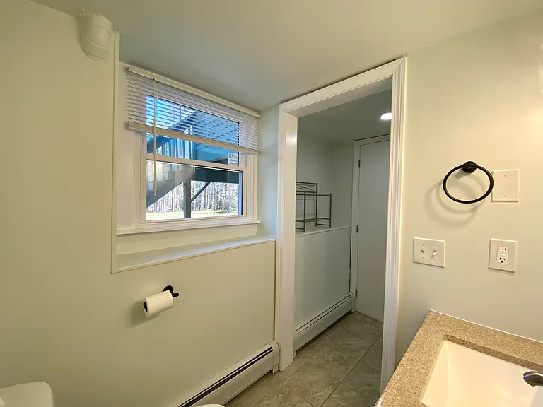 6 Williamsburg Dr — Photo 24