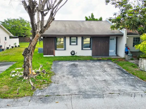 5211 SW 139th Avenue Rd, Miami, FL 33175