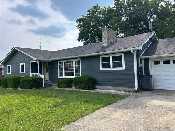 207 Maple St, Lamar, MO 64759