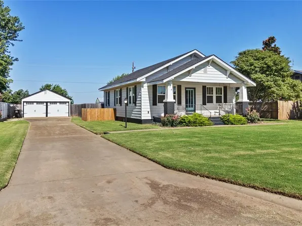 214 S Marion Ave, Hinton, OK 73047
