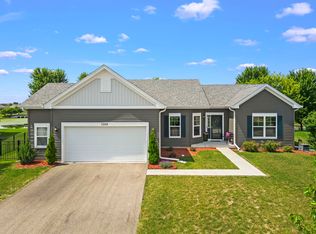 1059 Nottingham Rd, Sycamore, IL 60178