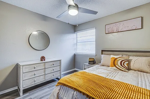 The Mirabel Apartments — Photo 10
