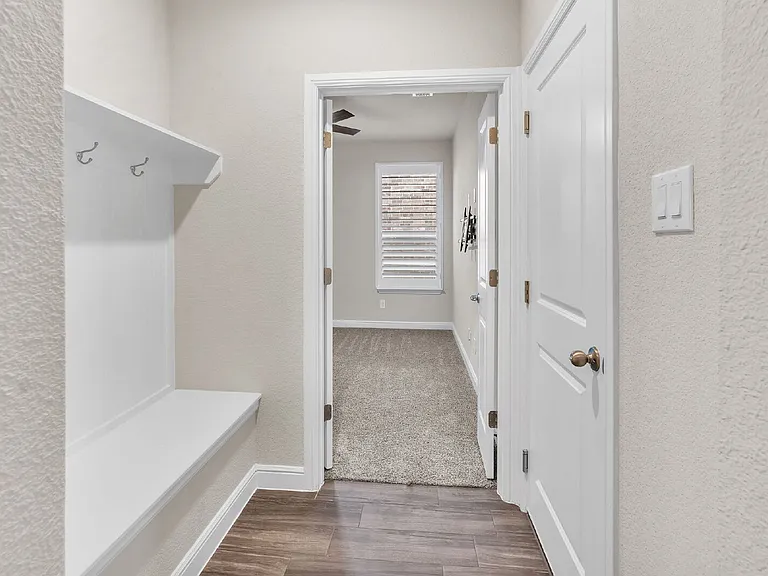 2336 Shorthorn Dr — Photo 11