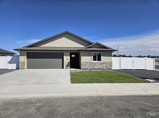 930 Tunnel St, Twin Falls, ID 83301