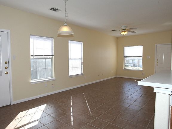 3rd image of 2845 Southampton Way APT B