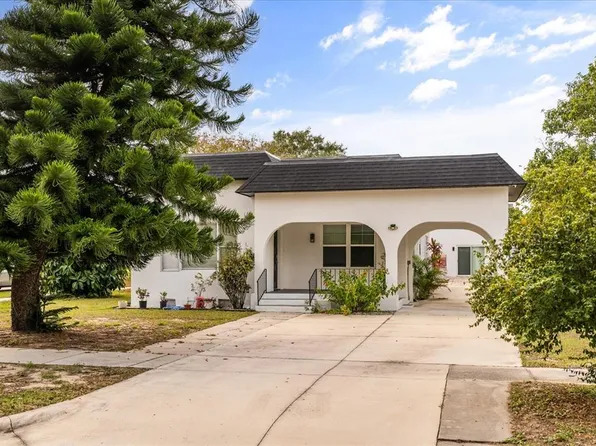 520 S 7th St, Lake Wales, FL 33853