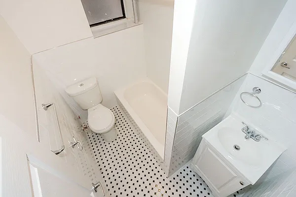 Rented by Trion Real Estate Management | media 24